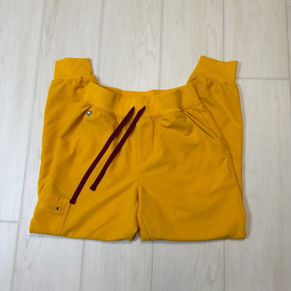 FIGS High Waisted Zamora Jogger Scrub Pants Emergency Yellow Small Petite